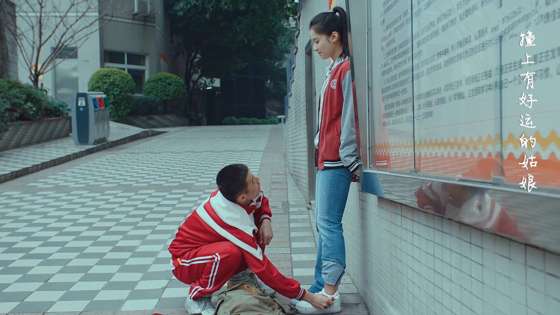 华体会手机网站-主教练与数据团队紧密合作结合比赛模型调整战术策略，主教练对球队的作用