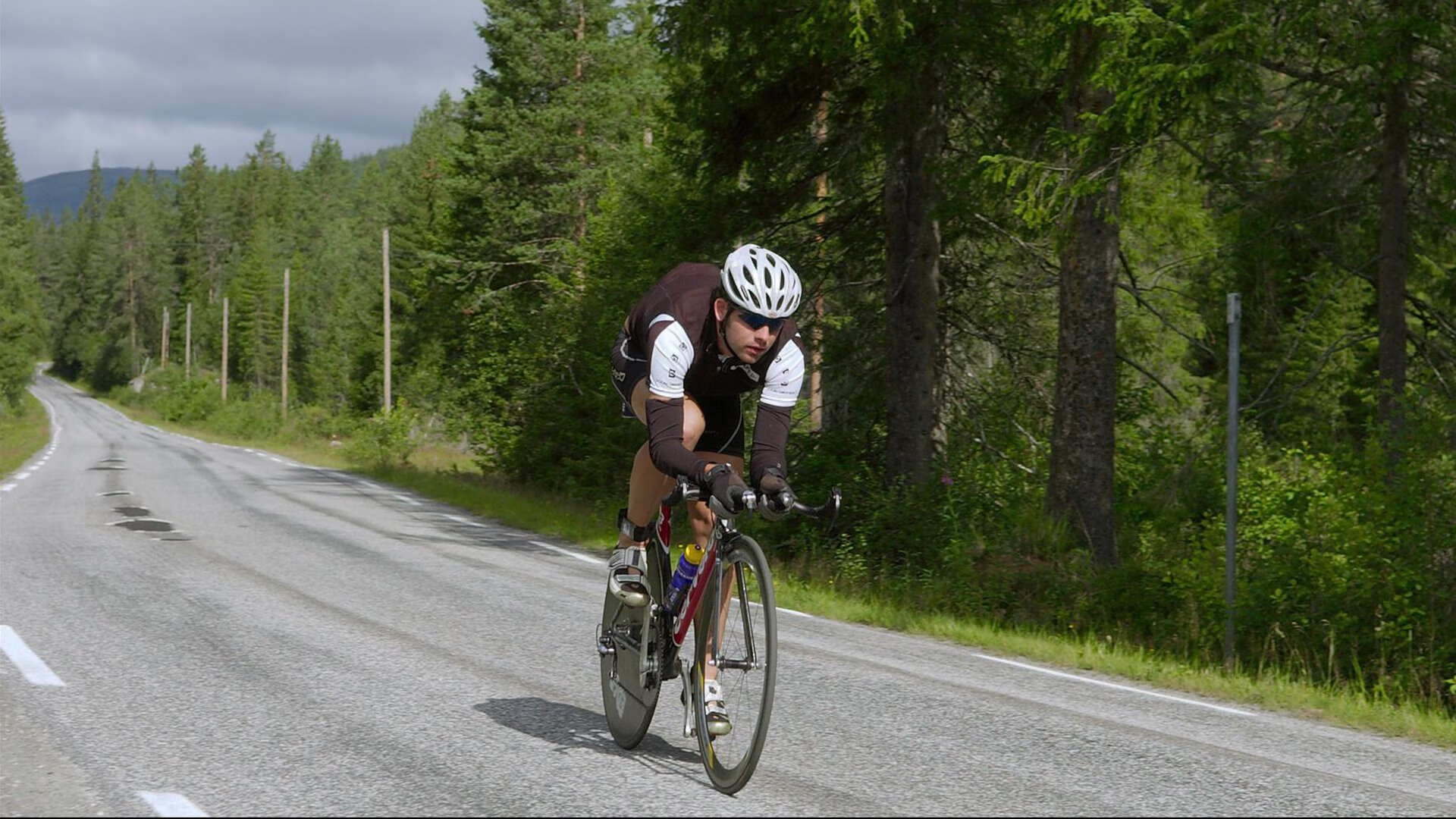 -他国首都沦陷？以色列出手空袭，以色列被袭击